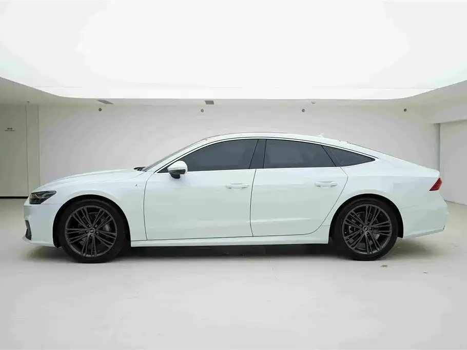 Audi A7 — фото 7