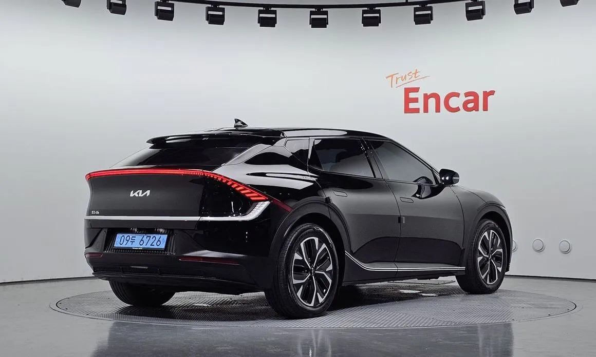 Kia EV6 — фото 4
