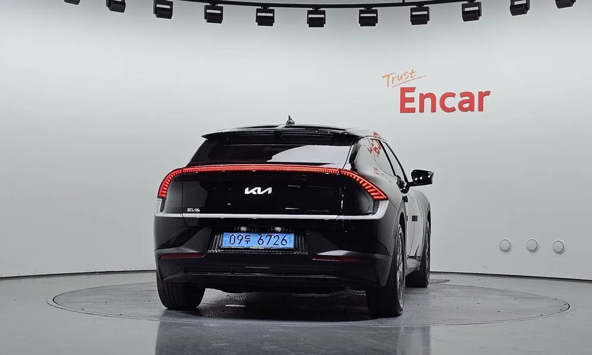 Kia EV6 — фото 2