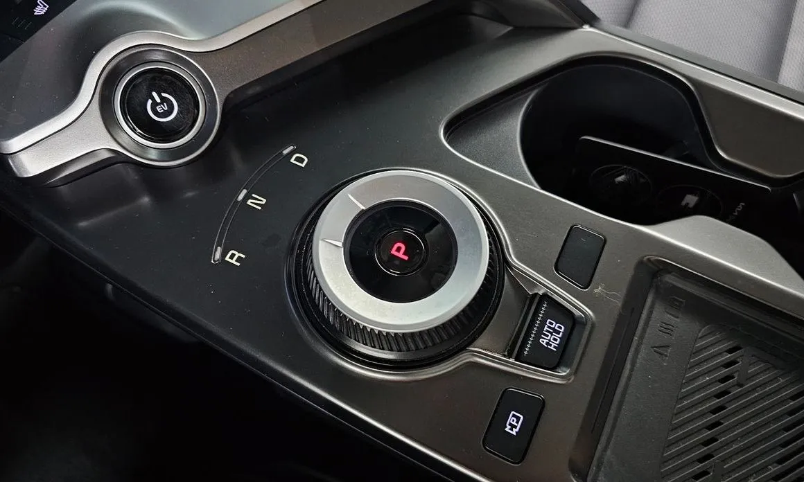 Kia EV6 — фото 8