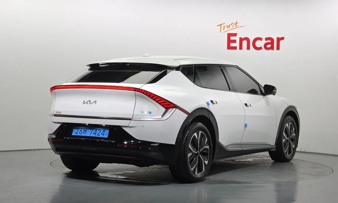 Kia EV6 — фото 3