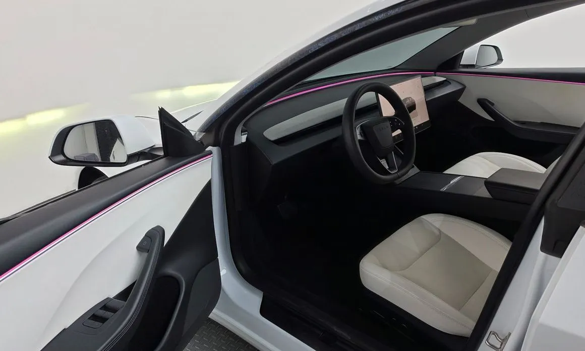 Tesla Model 3 — фото 6