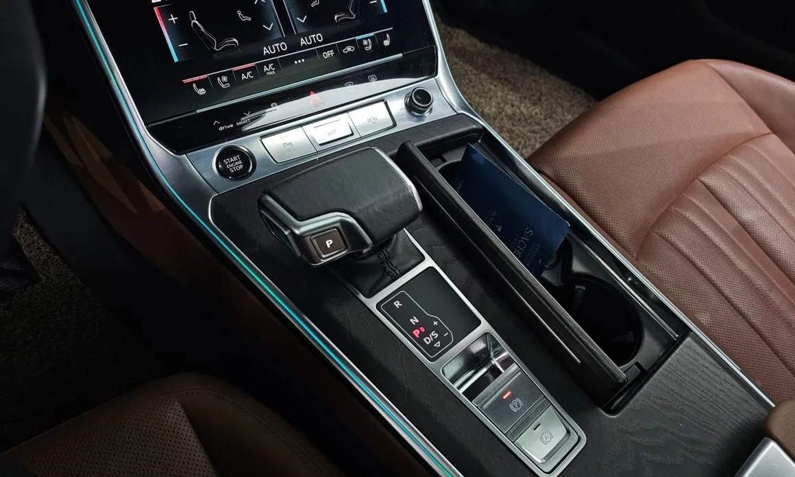 Audi A6 — фото 10