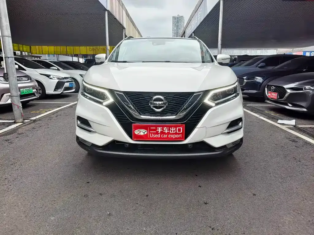Nissan Qashqai — фото 6