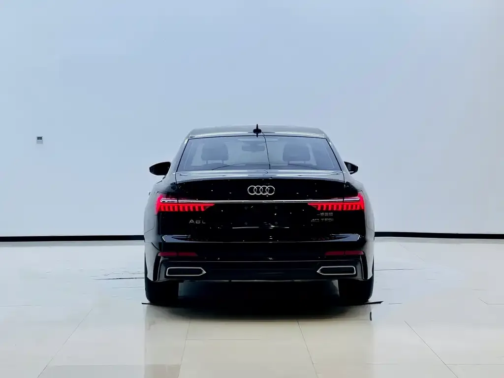 Audi A6L — фото 6