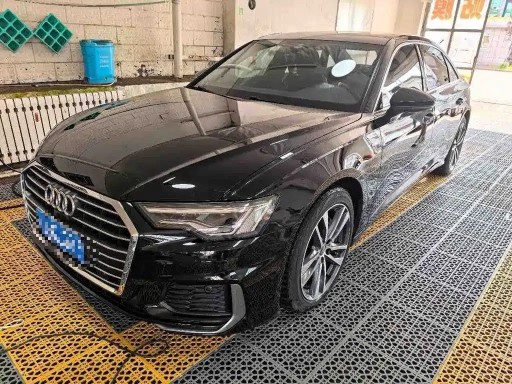 Audi A6L — фото 9