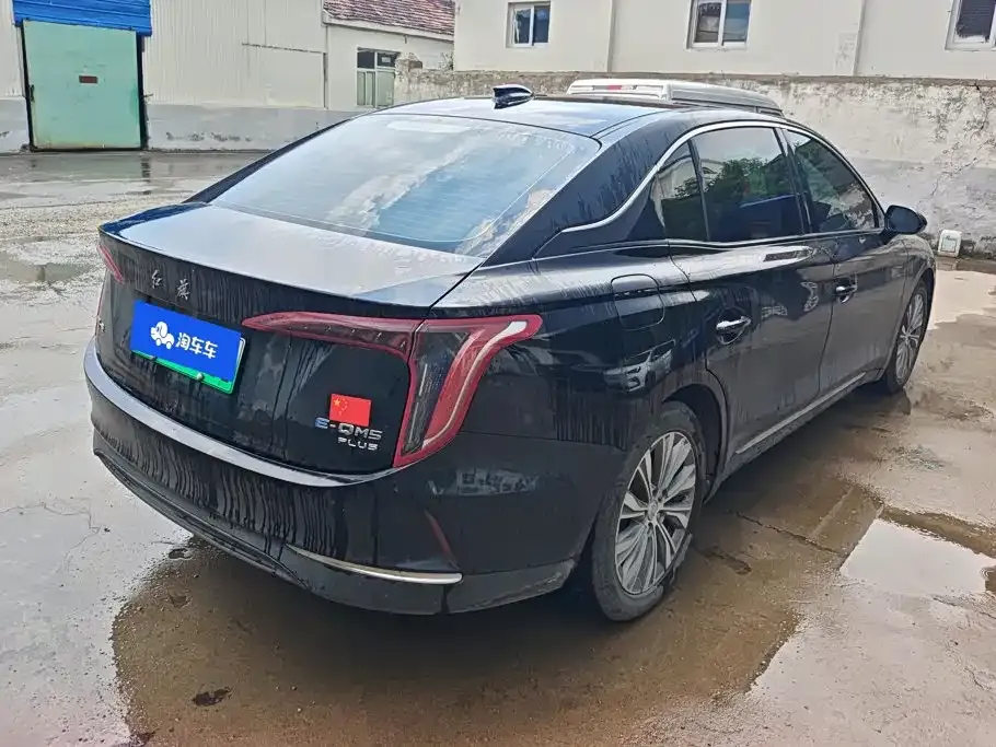 Hongqi E-QM5 — фото 9