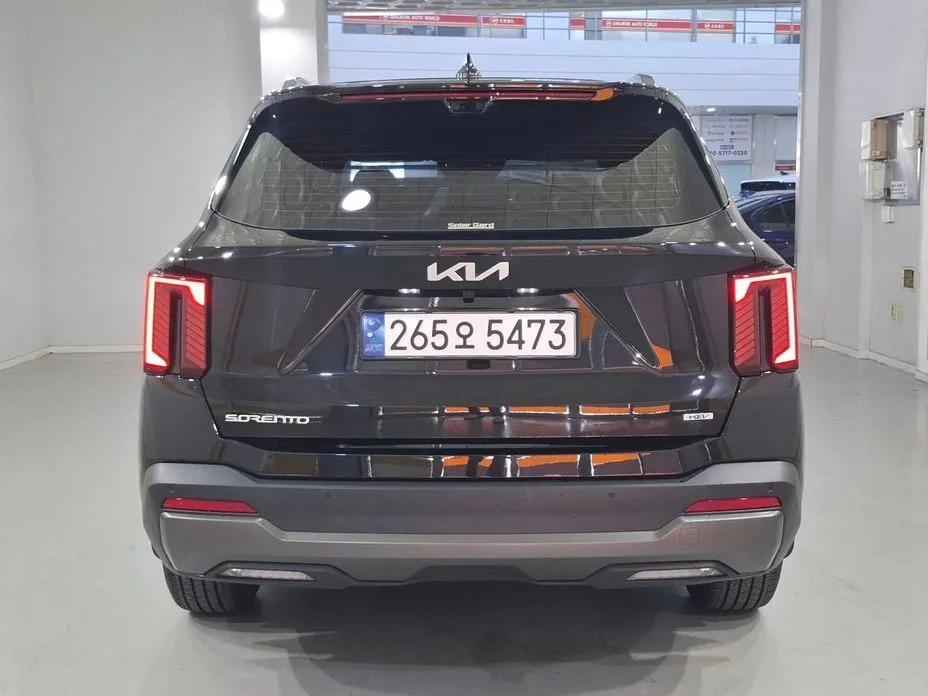 Kia Sorento — фото 7