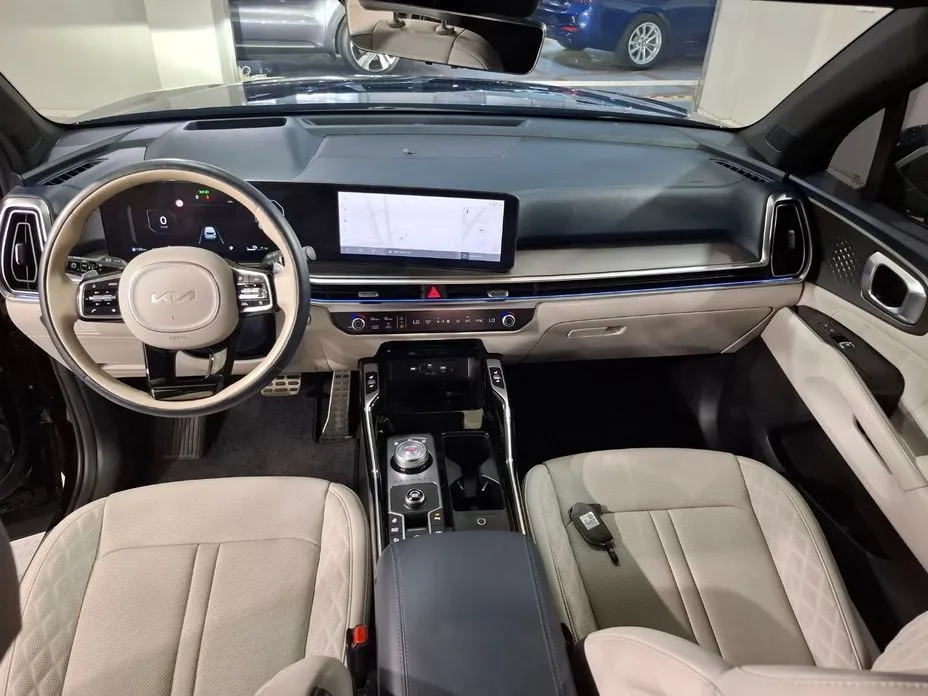 Kia Sorento — фото 10