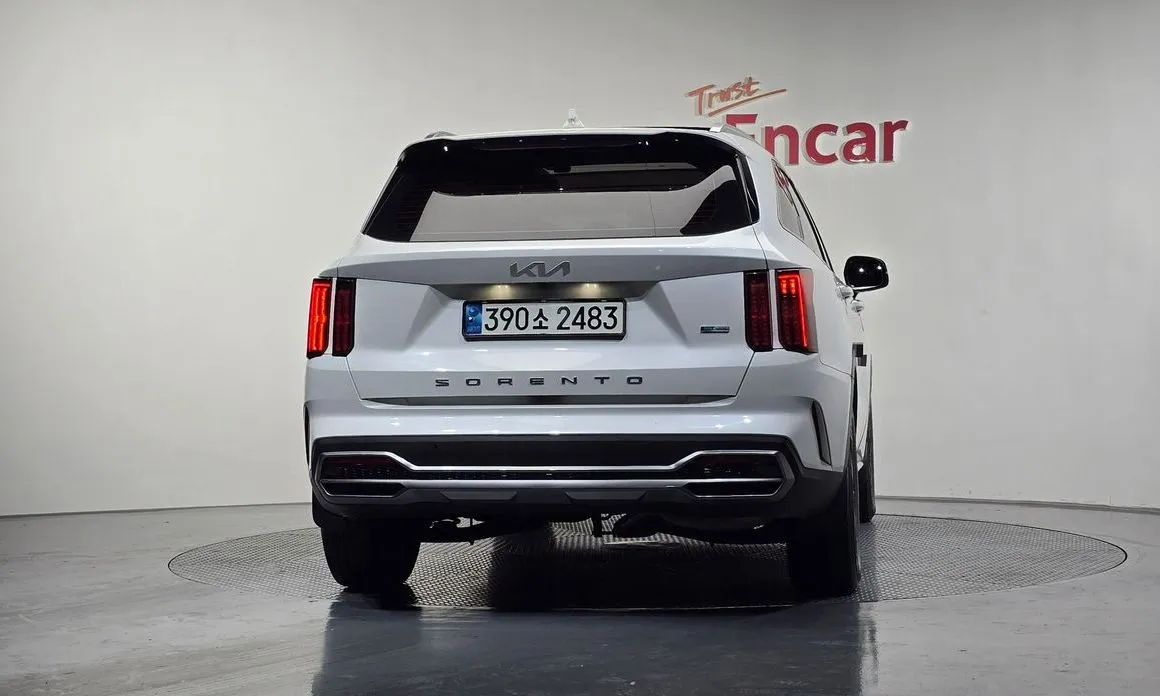 Kia Sorento — фото 5