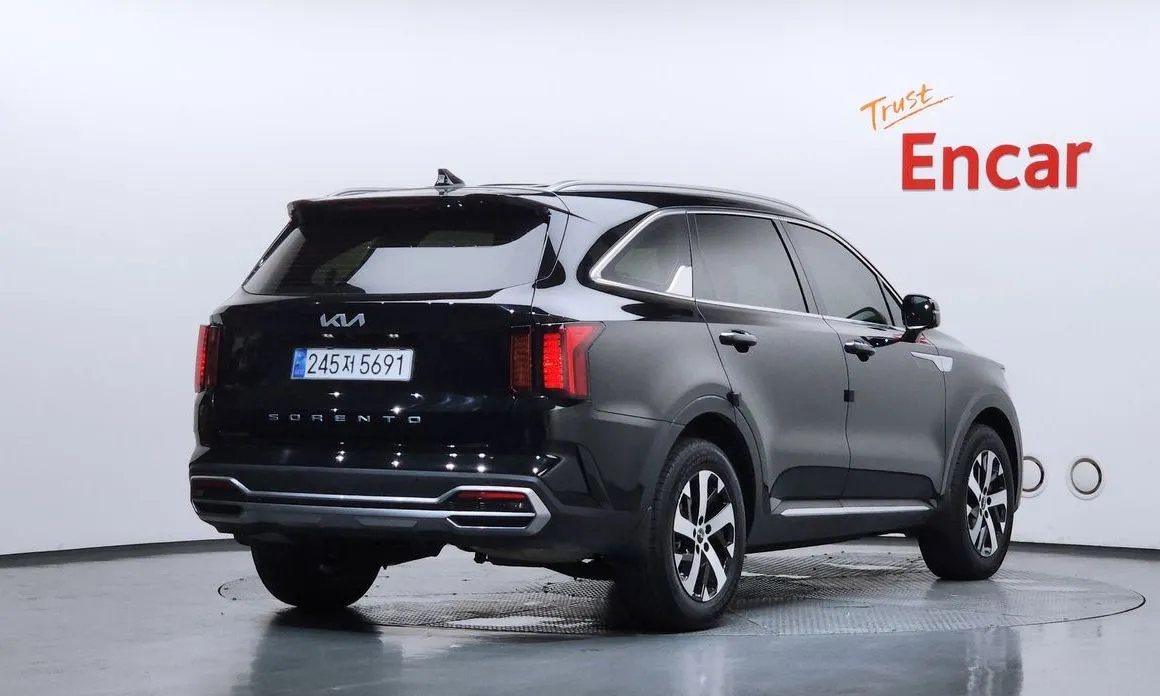 Kia Sorento — фото 5