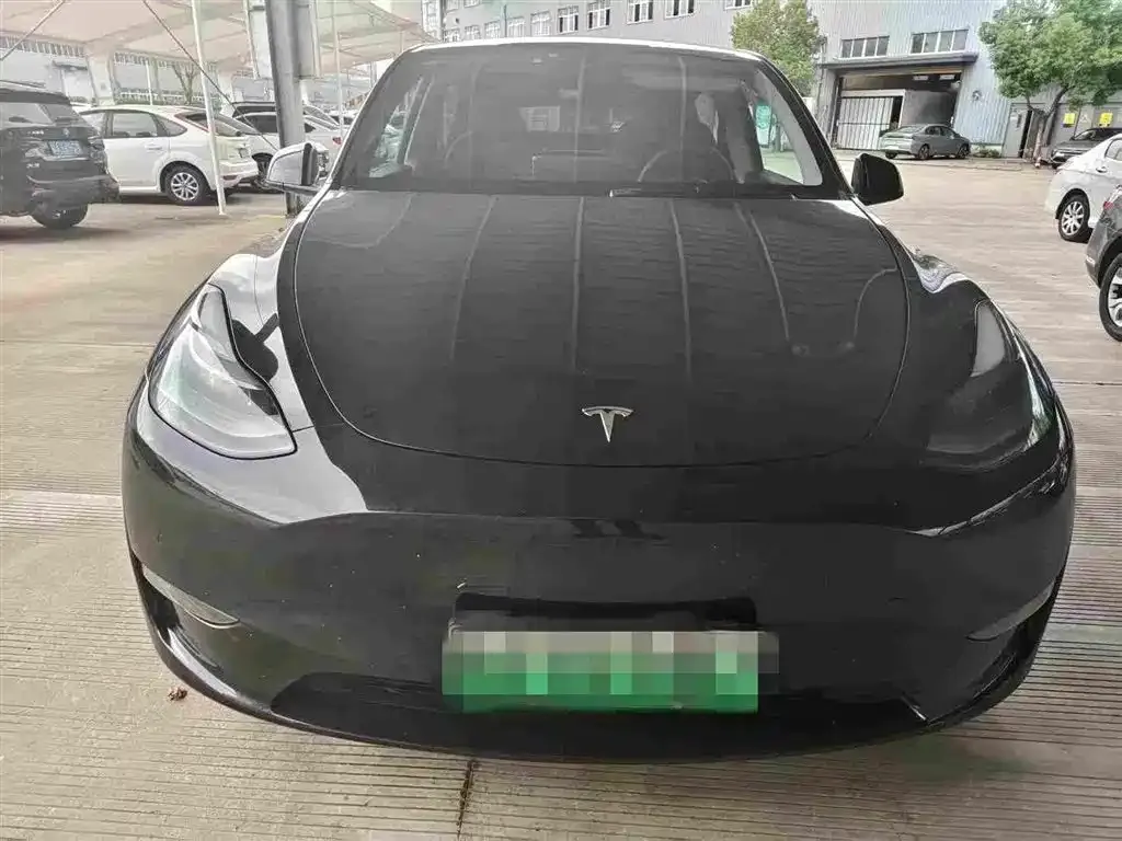 Tesla Model Y — фото 4