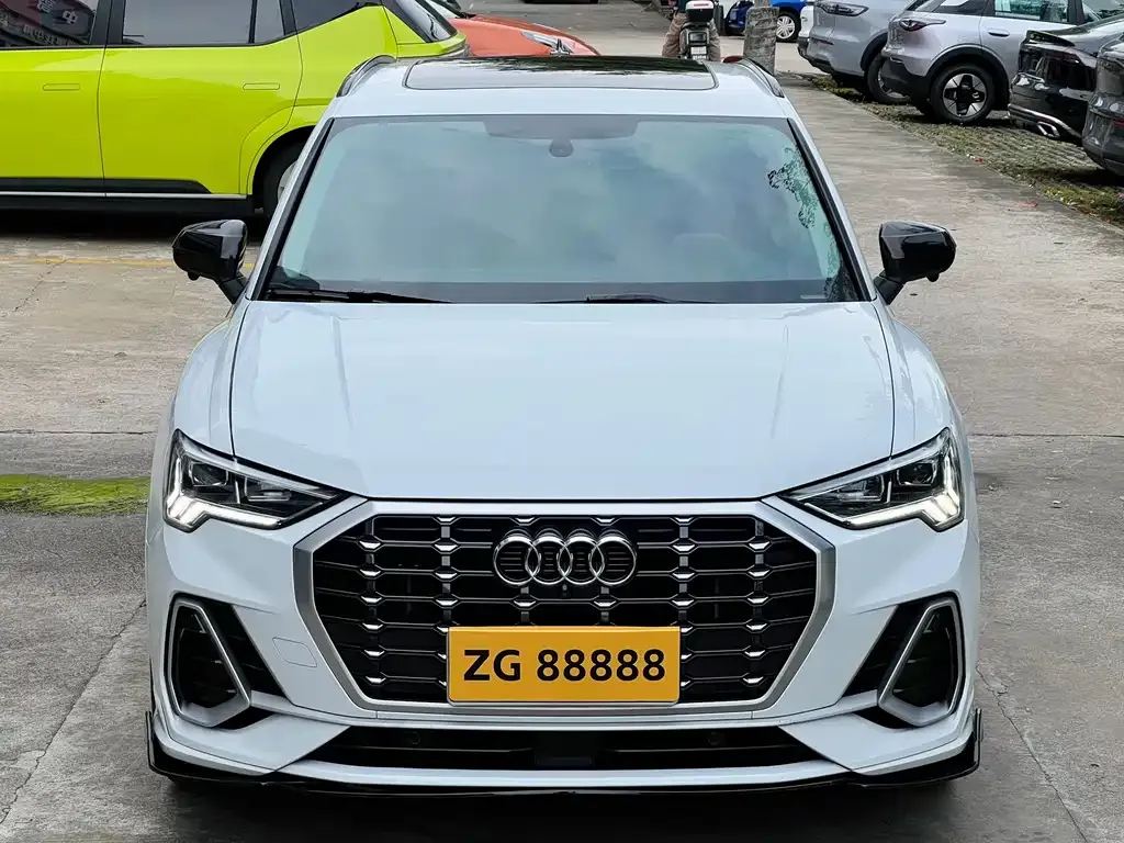 Audi Q3 — фото 5