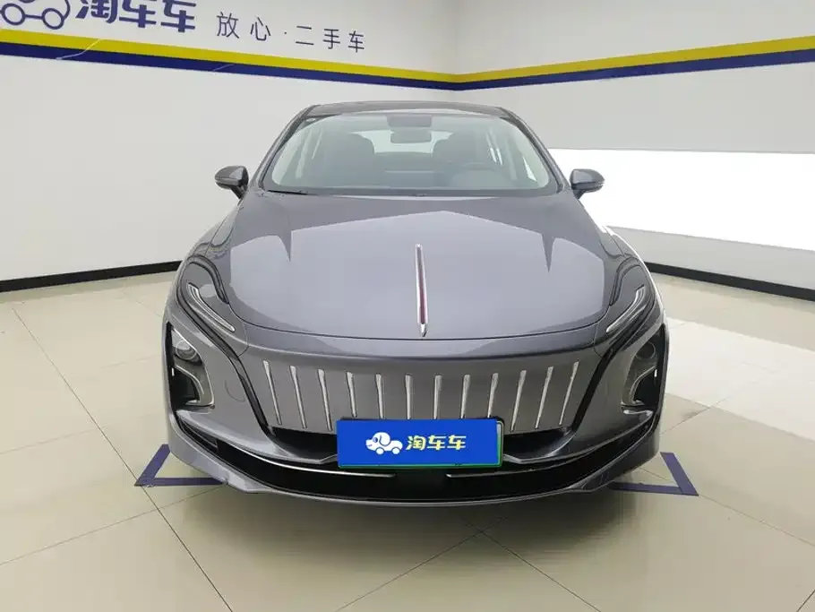 Hongqi E-QM5 — фото 7