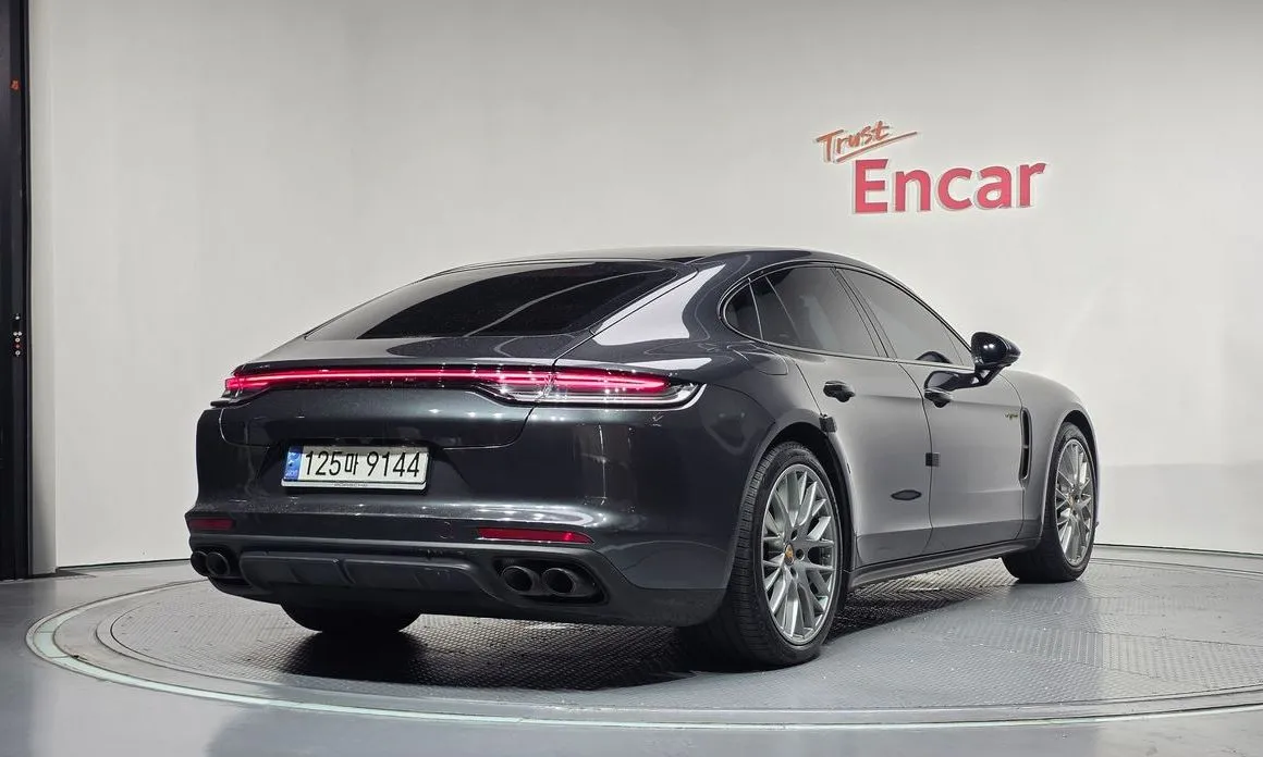 Porsche Panamera — фото 2