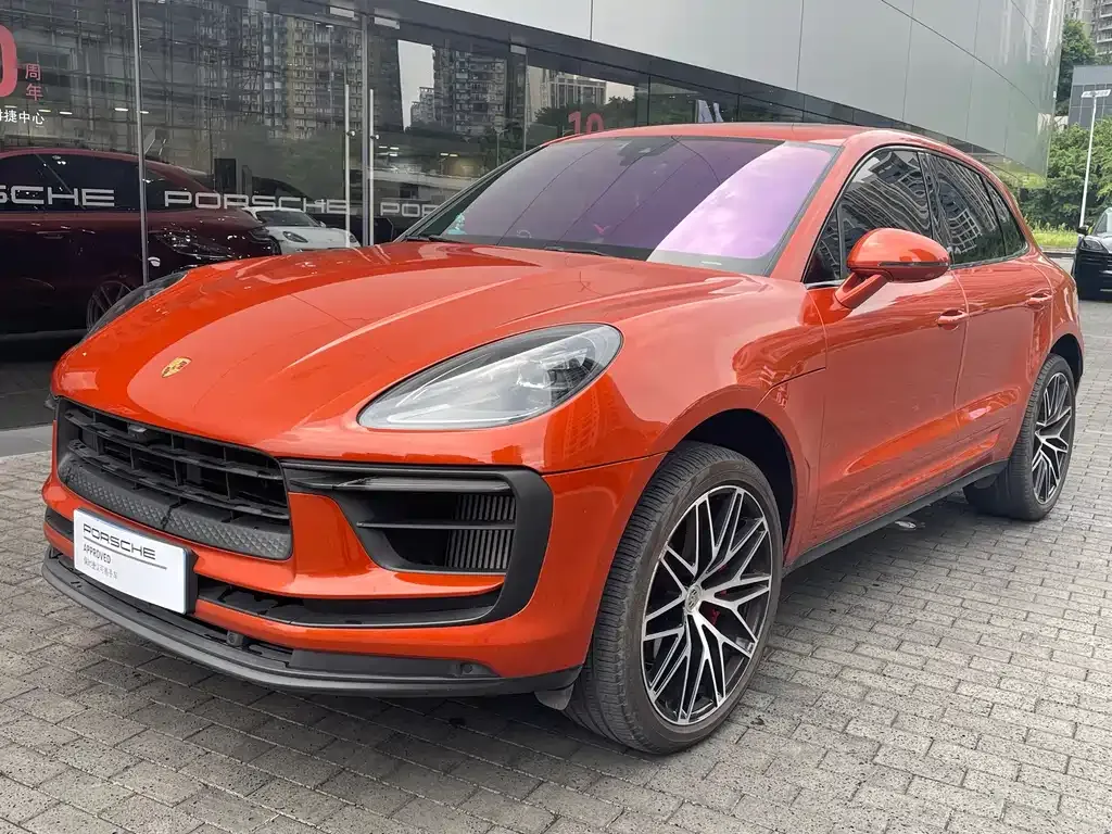 Porsche Macan — фото 1