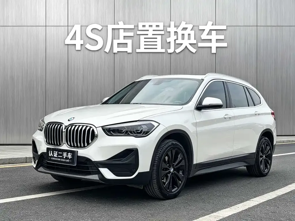 BMW X1 — фото 1