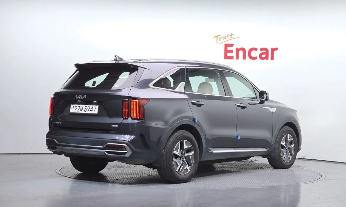 Kia Sorento — фото 4