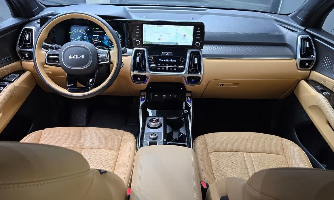 Kia Sorento — фото 8
