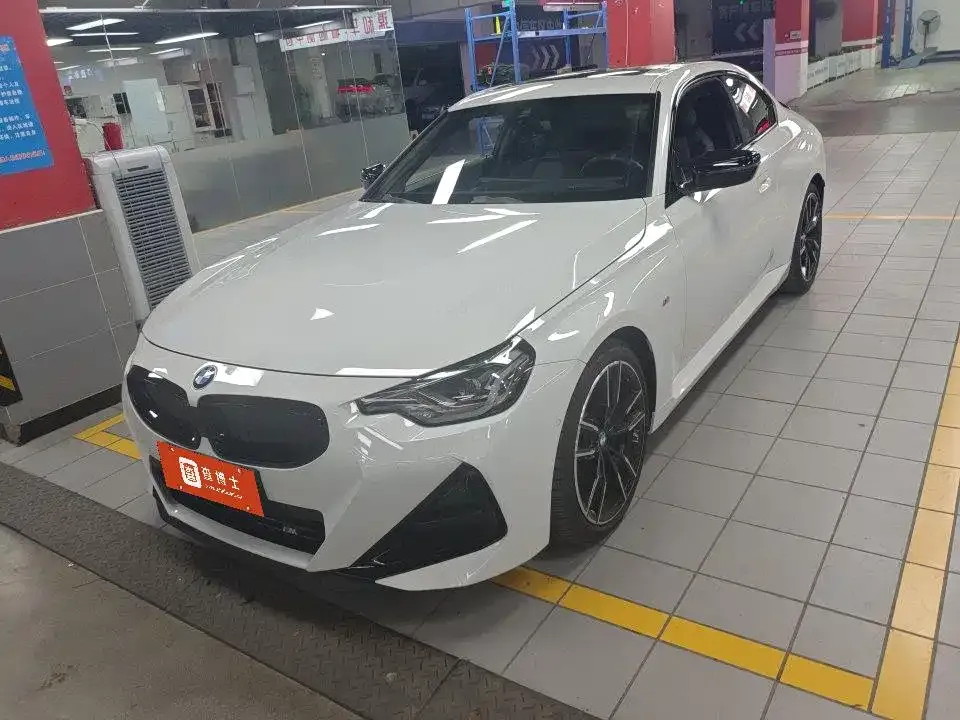 BMW M240i — фото 1