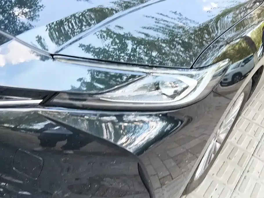 Toyota Camry — фото 6