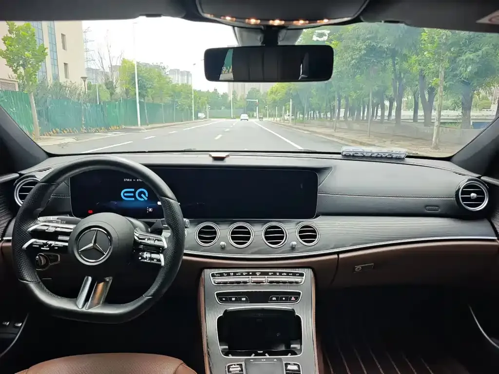 Mercedes-Benz E-Class New Energy — фото 5