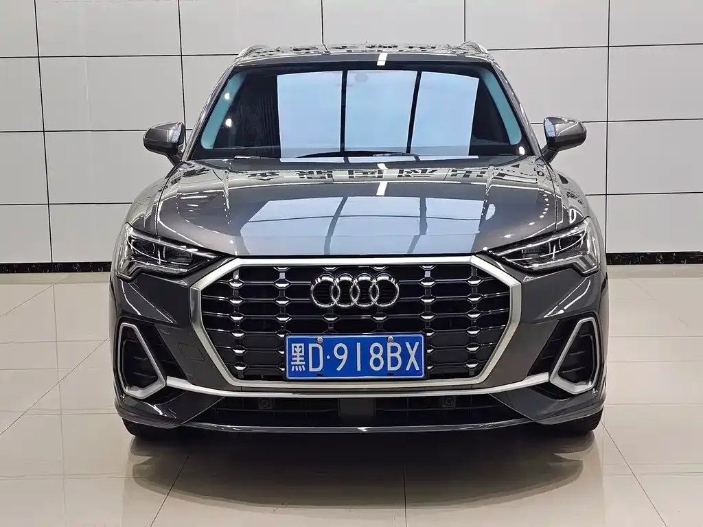 Audi Q3 — фото 3