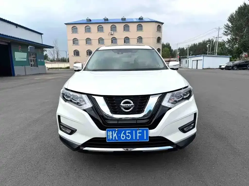 Nissan X-Trail — фото 4