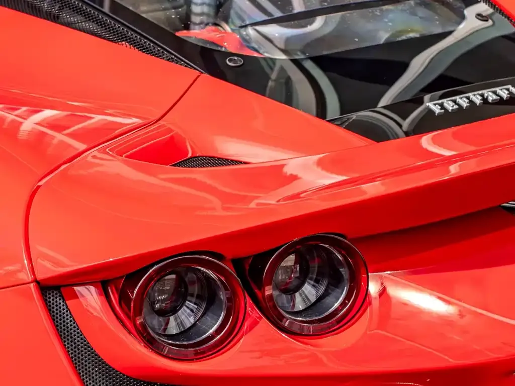 Ferrari F8 — фото 4