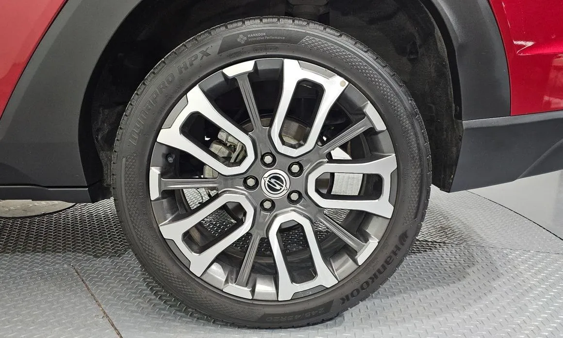 KG Mobility (Ssangyong) Torres — фото 10