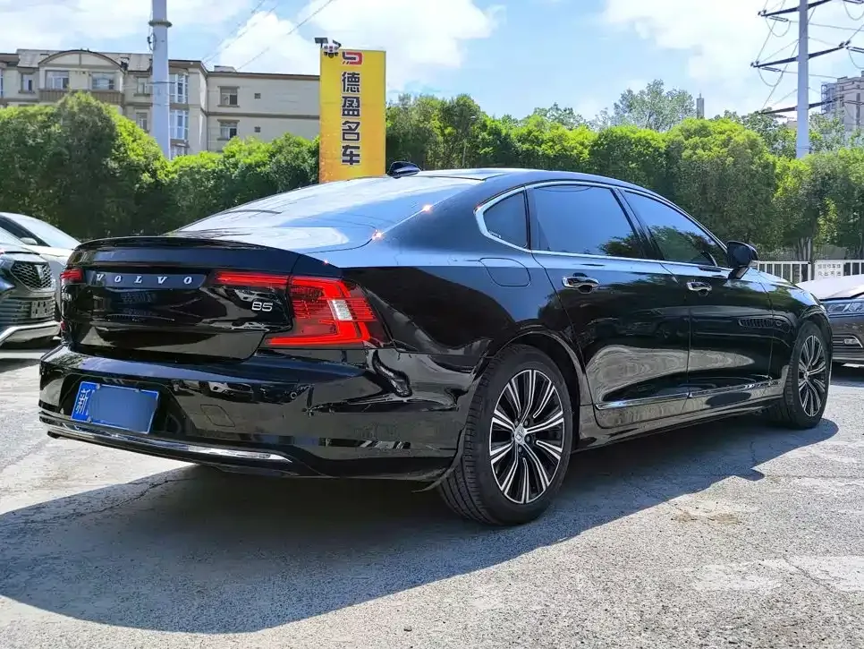 Volvo S90 — фото 8