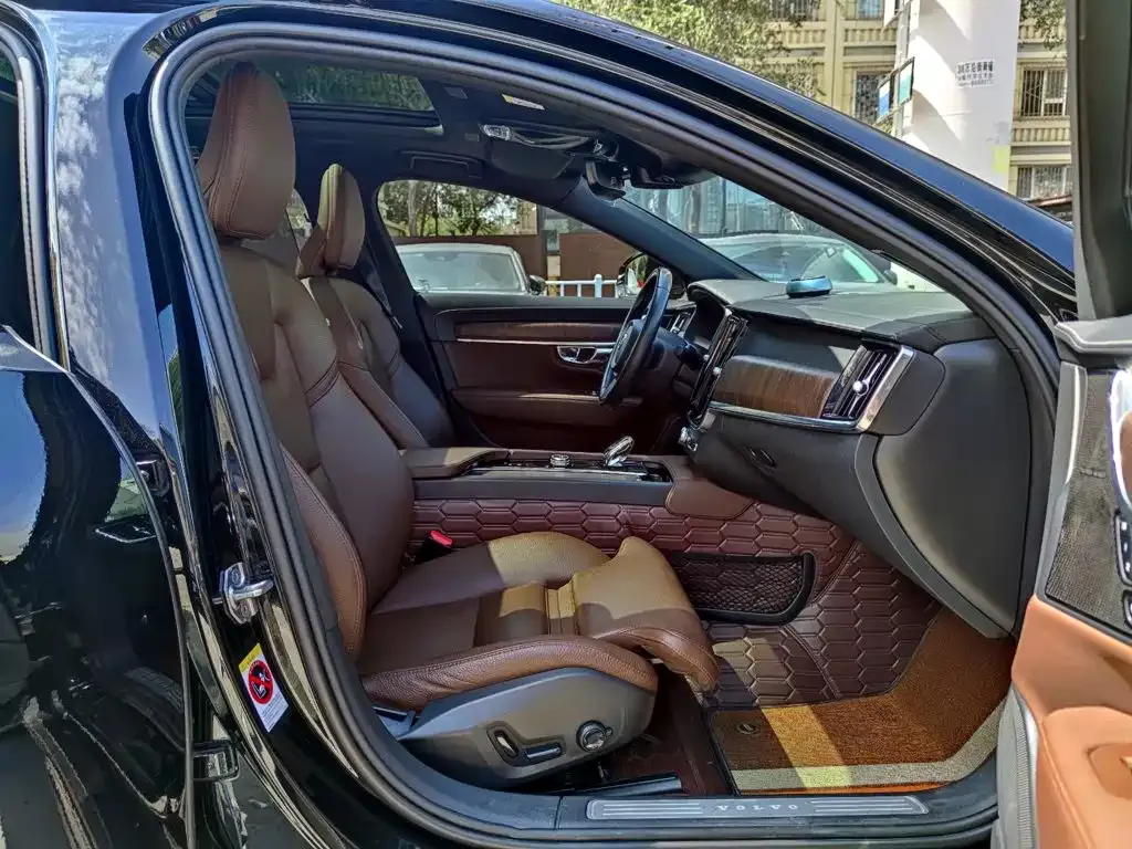 Volvo S90 — фото 2