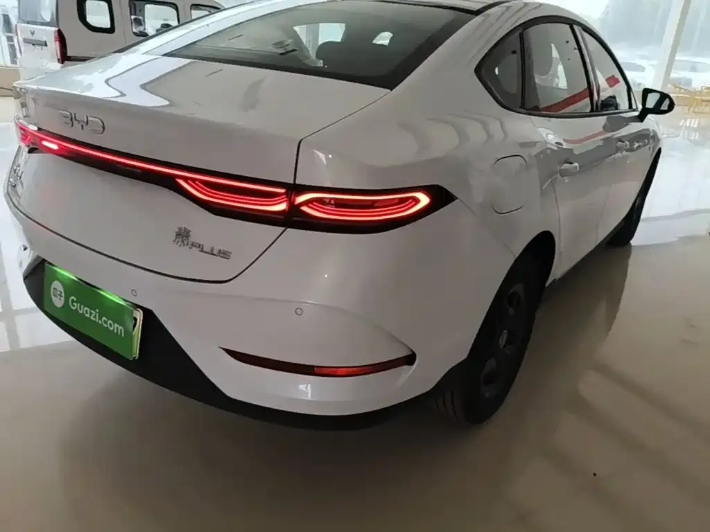 BYD Qin PLUS — фото 7