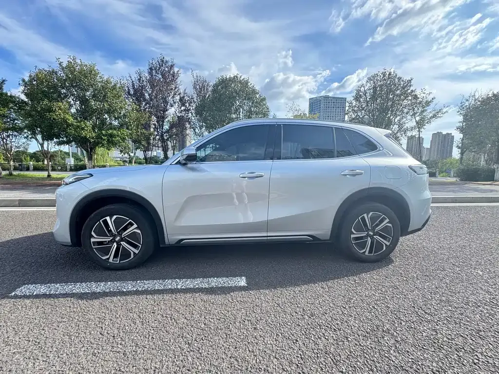 Geely Galaxy Xingjian 7 — фото 10