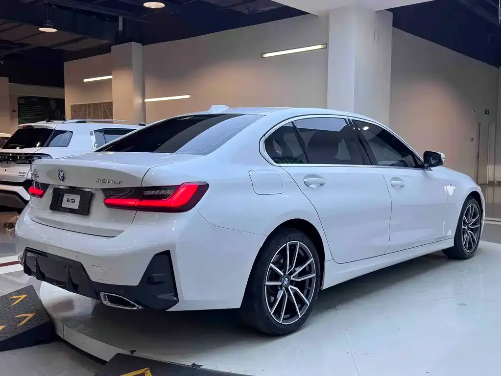 BMW 3 Series — фото 10