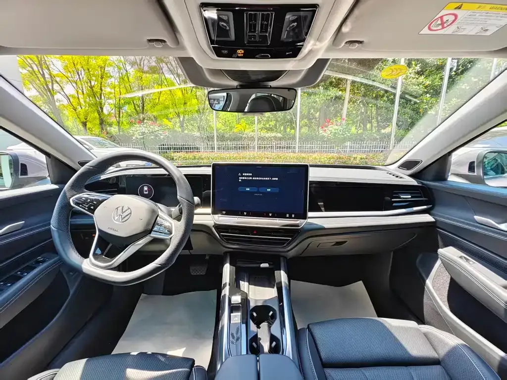 Volkswagen Passat — фото 4