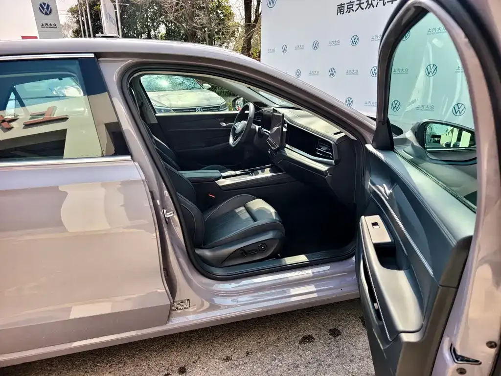 Volkswagen Passat — фото 6