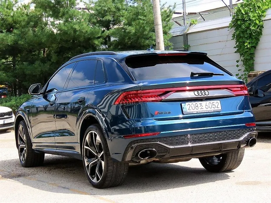 Audi RSQ8 — фото 3