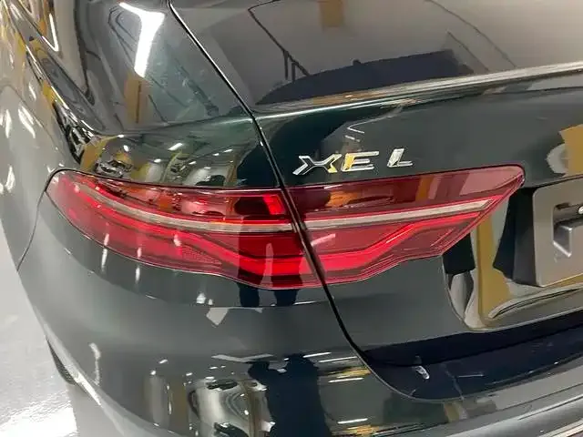 Jaguar XEL — фото 8