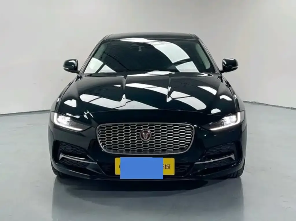 Jaguar XEL — фото 6
