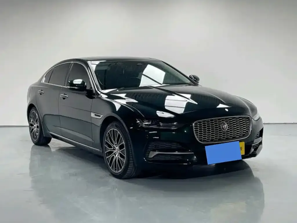 Jaguar XEL — фото 5