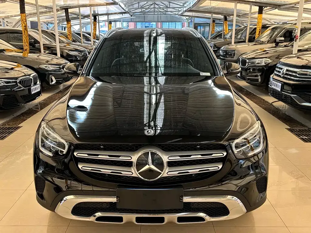 Mercedes-Benz GLC — фото 1