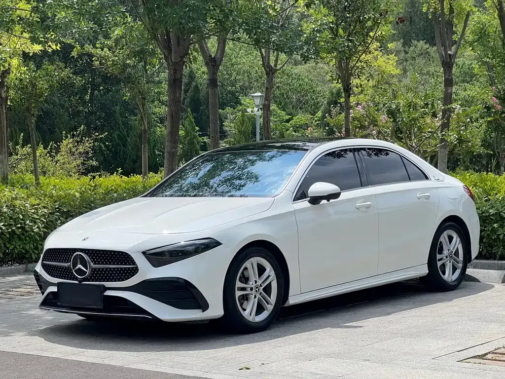 Mercedes-Benz A-Class — фото 1