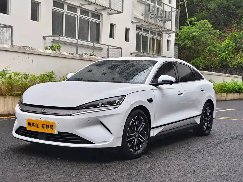 BYD Qin L — фото 1