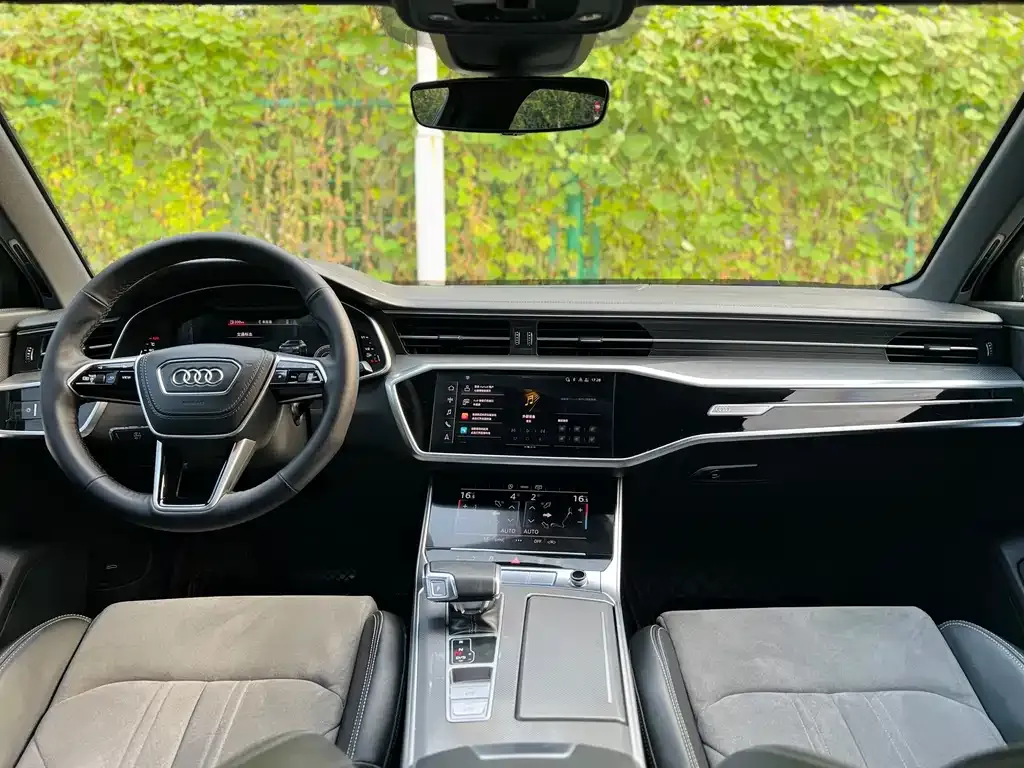 Audi A6L — фото 7