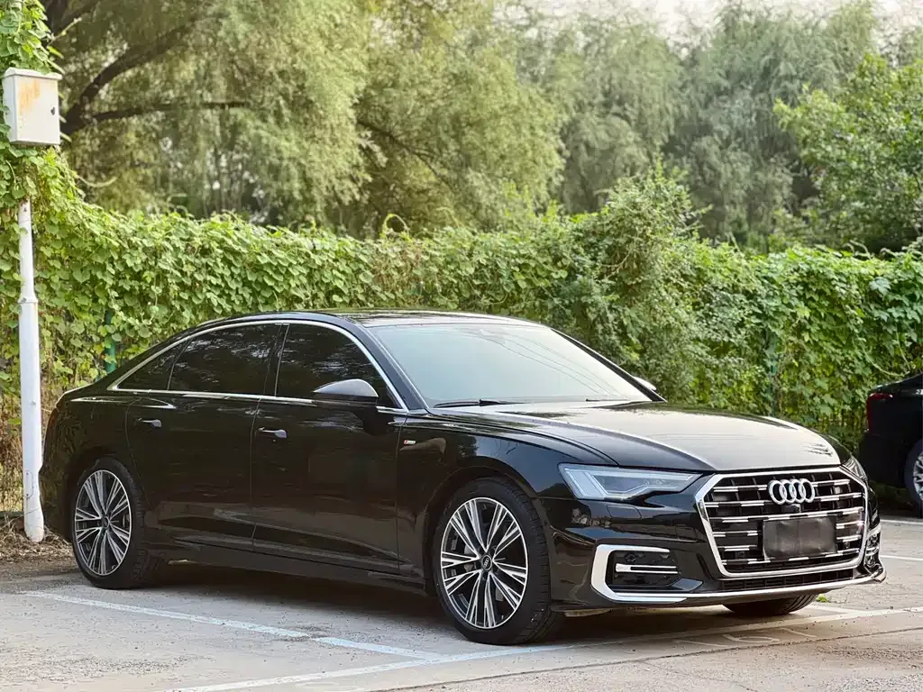 Audi A6L — фото 10