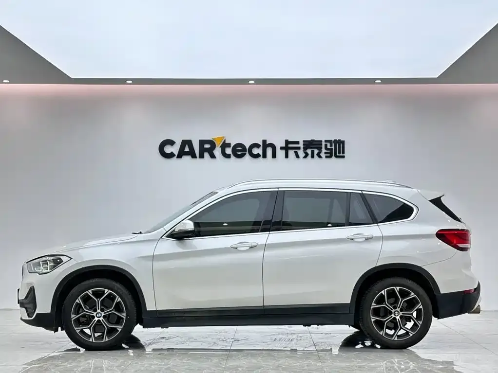 BMW X1 — фото 6