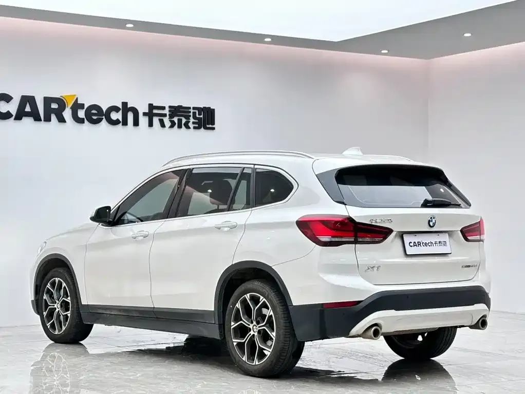 BMW X1 — фото 2
