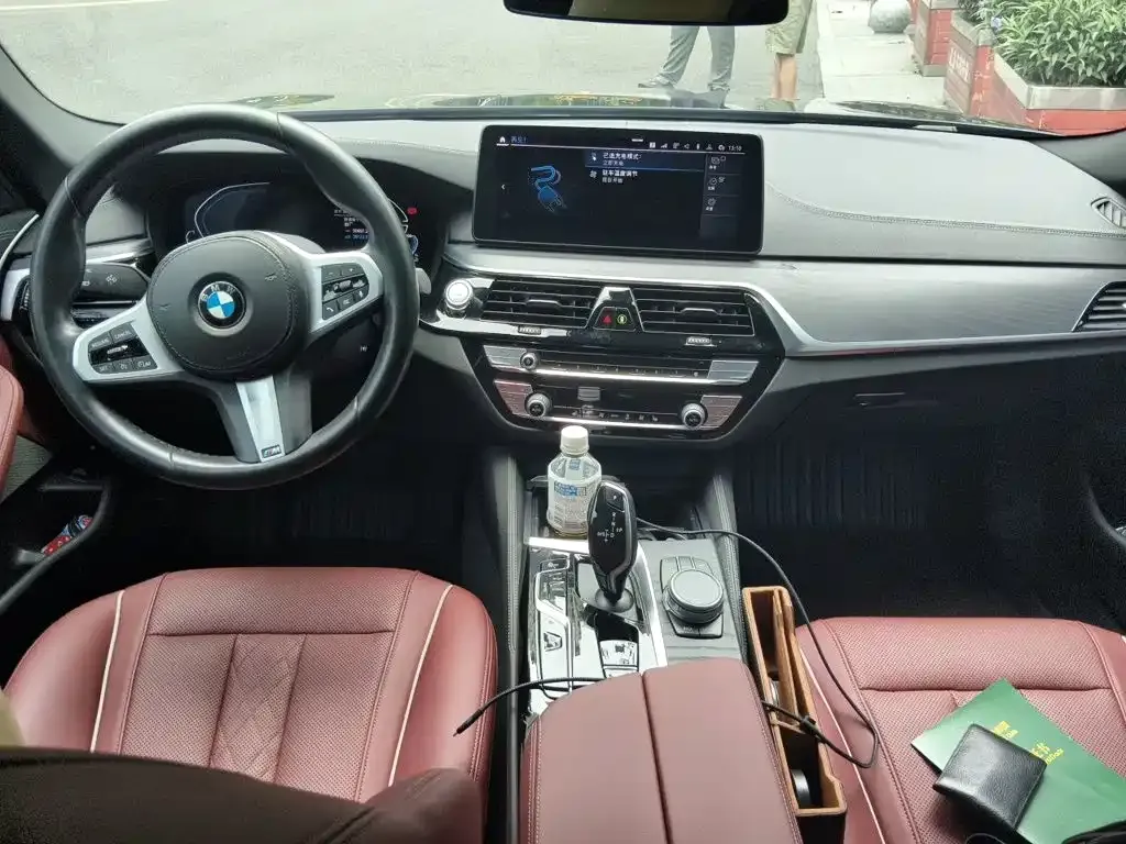 BMW 5 Series New Energy — фото 6