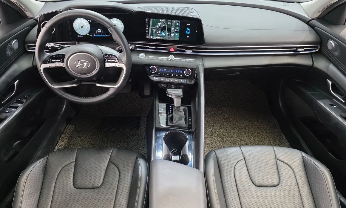 Hyundai AVANTE — фото 9